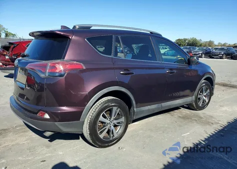 2017 Toyota Rav4 Xle z USA, uszkodzony, nr VIN 2T3WFREV6HW367882